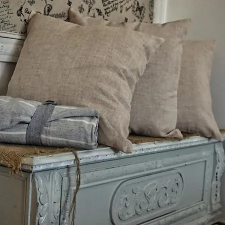 Clavi 아파트 사사리